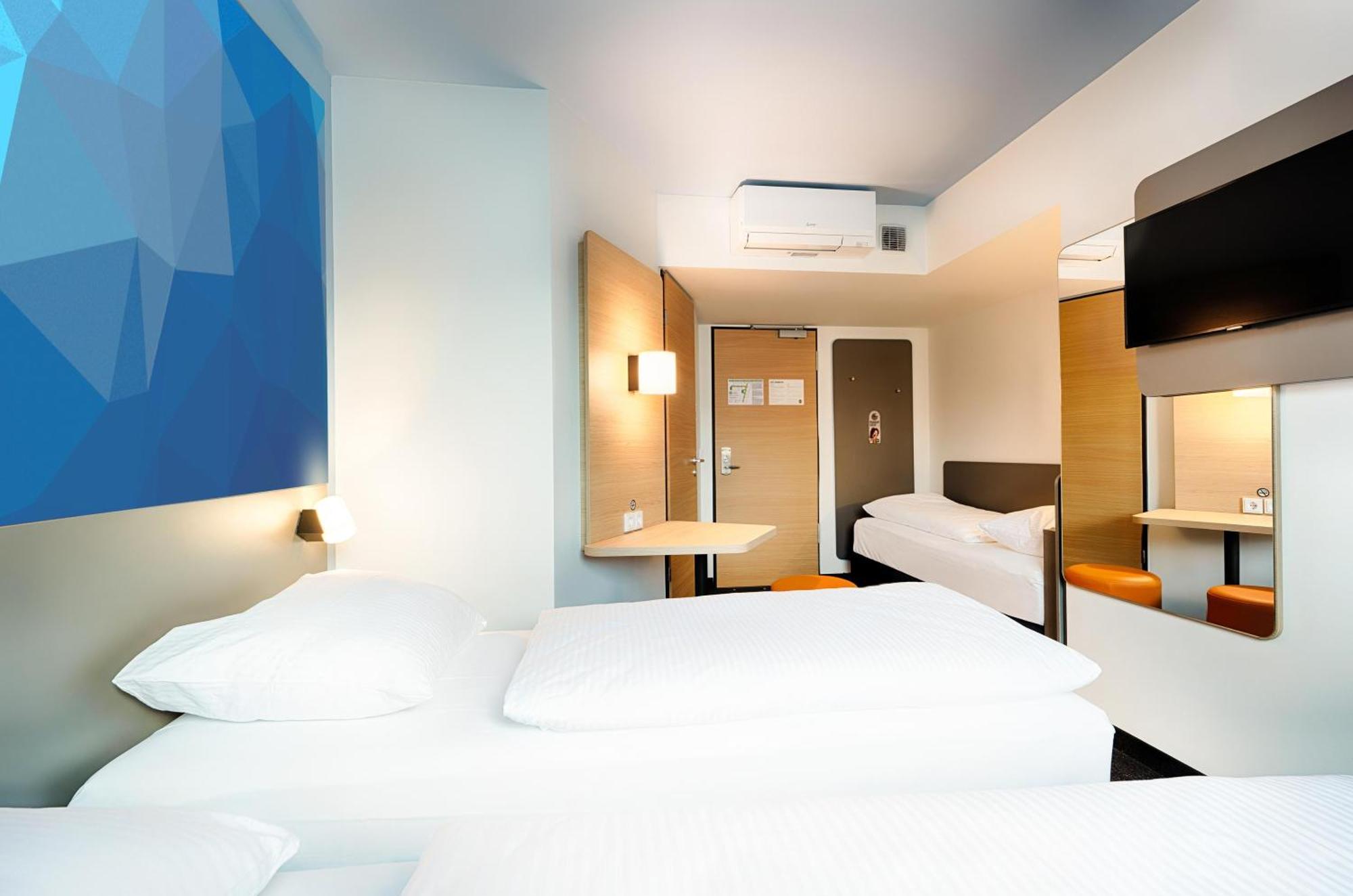 B&B Hotel Stuttgart-Vaihingen Ngoại thất bức ảnh