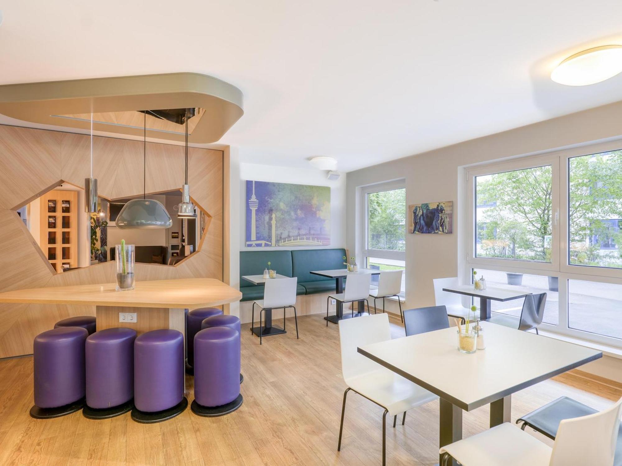 B&B Hotel Stuttgart-Vaihingen Ngoại thất bức ảnh