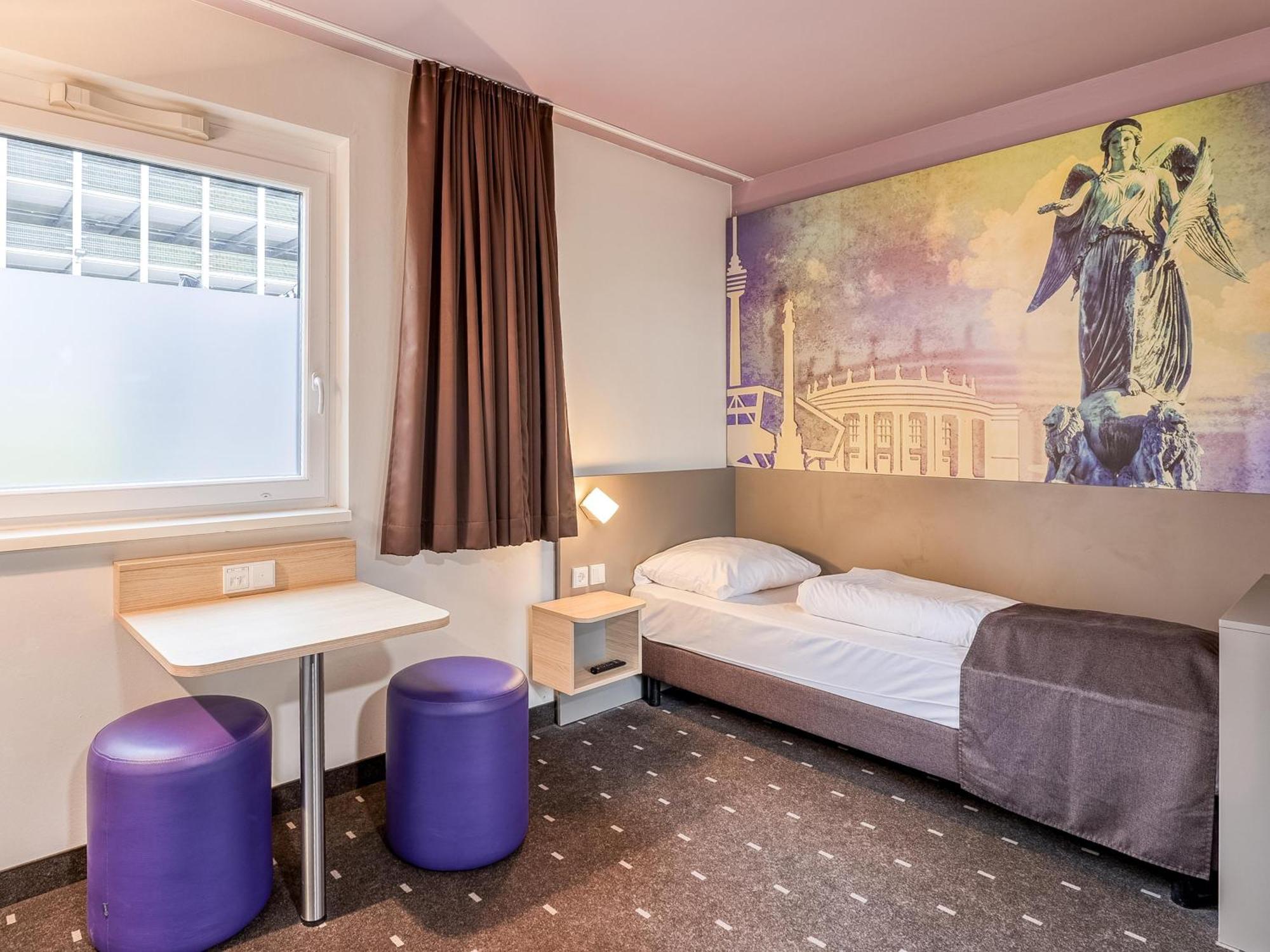 B&B Hotel Stuttgart-Vaihingen Ngoại thất bức ảnh