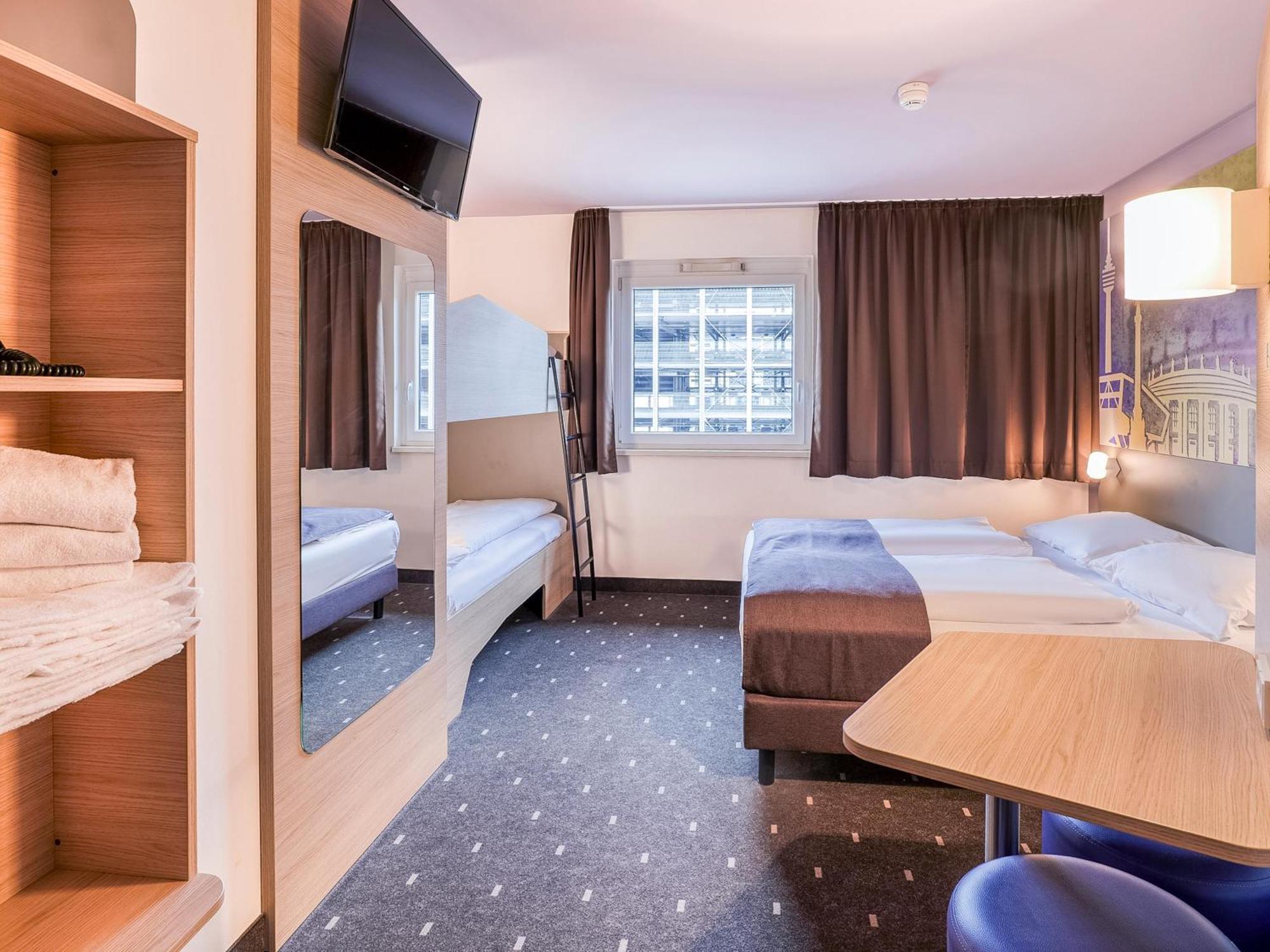 B&B Hotel Stuttgart-Vaihingen Ngoại thất bức ảnh